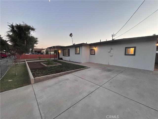 5844 Montgomery Street