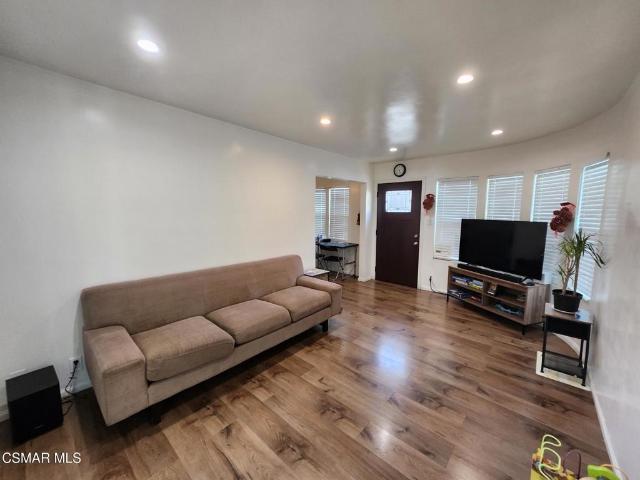5841 Tujunga Ave, North Hollywood, CA 91601 | MLS #225004 VC