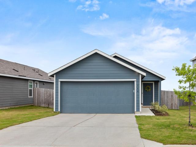 584 Commander Abbott Dr