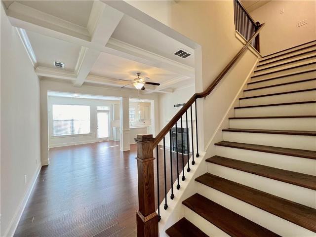 5855 Radford Loop