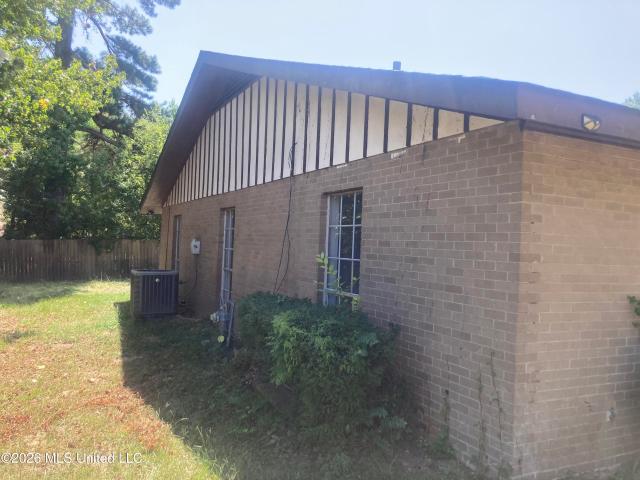 5856 Cypress Trail