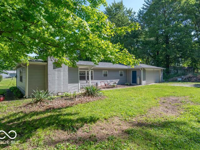 5850 E Lambert Lane