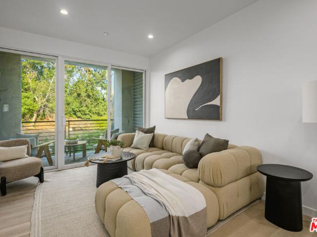 5851 Westside Lane