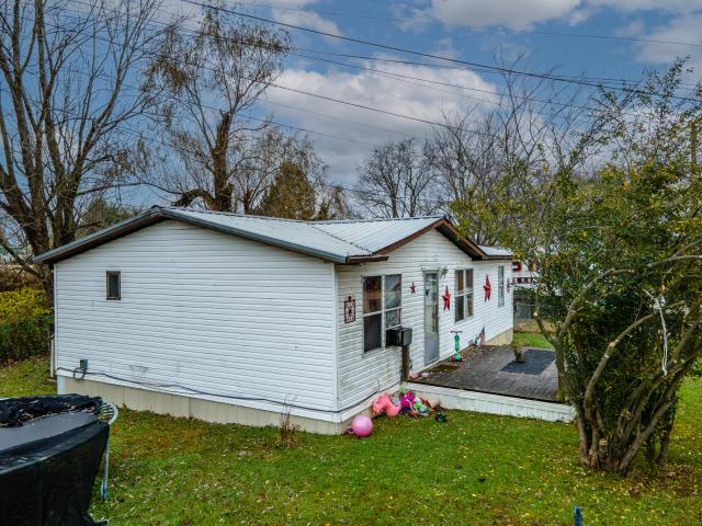 5852 E HWY 60