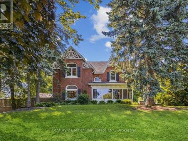 585 Dundas Street E, Hamilton Waterdown, ON, L8B 0G7 house for sale | Listing ID X13809 | Royal LePage