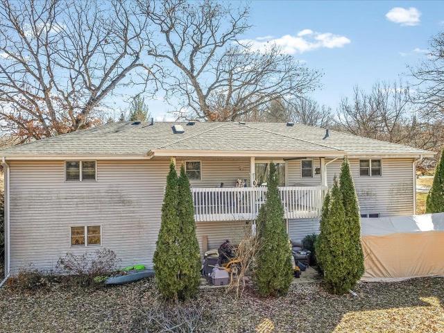 585 Knollwood Drive