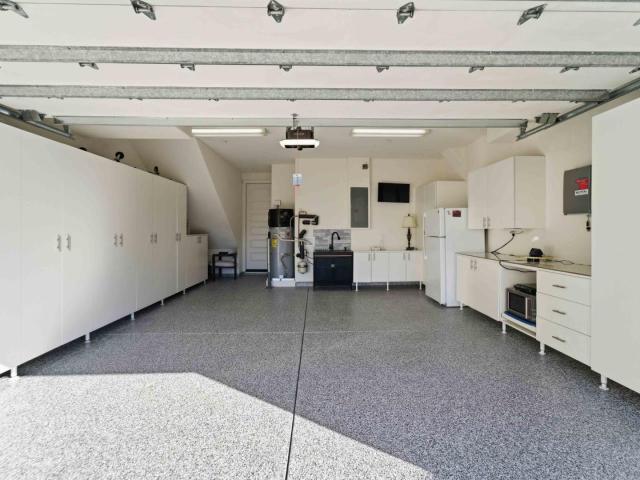 585 Los Castanos Drive