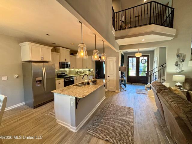 5864 Stonecrest Drive
