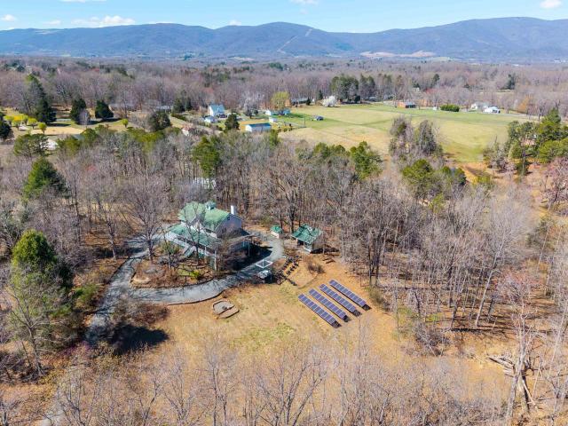 5864 Wyant Ln, Charlottesville, VA 22903 | MLS #674690