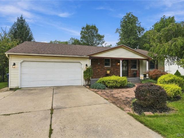 5866 Lakecrest Drive