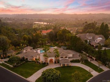 Fairbanks Ranch, San Diego County, California, USA