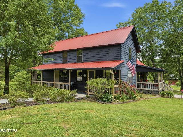 5861 Highway 360