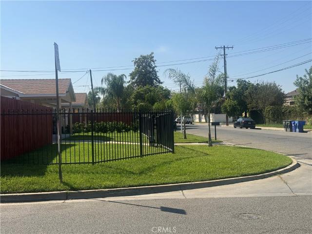 5875 5 Challen Avenue