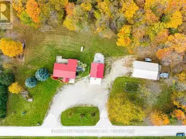 587317 9Th Side Road, Blue Mountains, ON, N0H 1J0 house for.