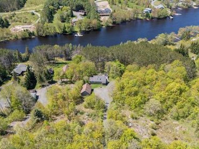 587 Centre Road, Mckellar, ON, P2A 0B4 house for sale | Listing ID X12857 | Royal LePage
