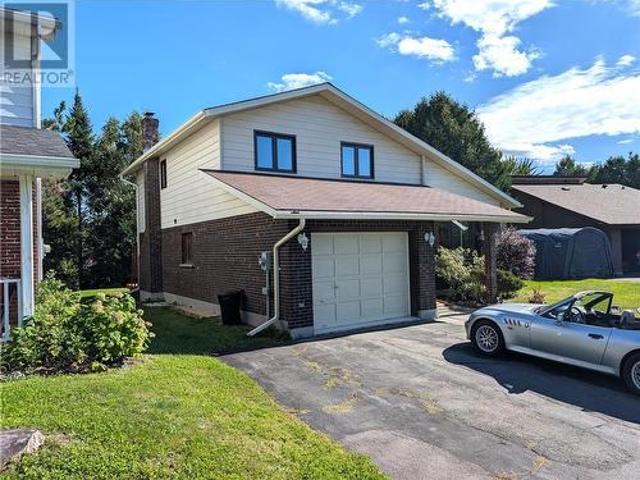 587 Jupiter Court, Sudbury, ON, P3E 5N1 house for sale | Listing ID 2130 | Royal LePage