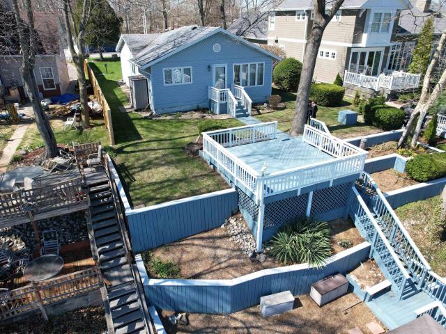 5889 N Stahl Road