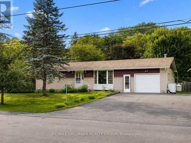 5881 Piperville Road, Ottawa, ON, K0A 1K0 house for sale | Listing ID X13710 | Royal LePage