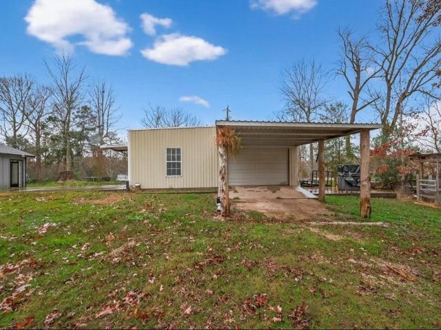588 County Road 2307
