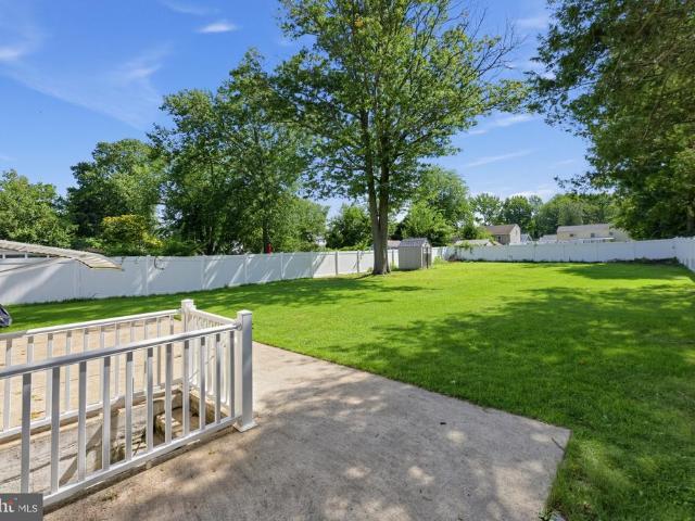 588 Barlow Avenue