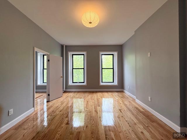 588 Greene Avenue, Brooklyn, NY