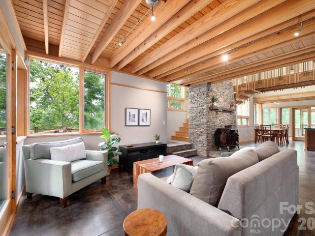 588 Long Branch Road