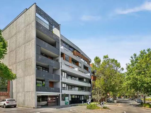 5/88 Trenerry Crescent, ABBOTSFORD, VIC 3067 Apartment for R.