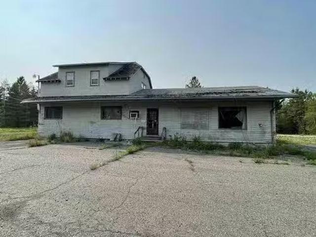 5891 Hwy 61, Thunder Bay, ON, P7L 0A7 commercial for sale L.