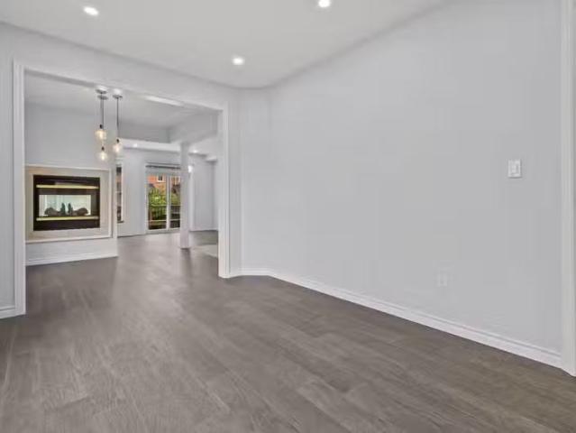 58923512 27 Holly Drive