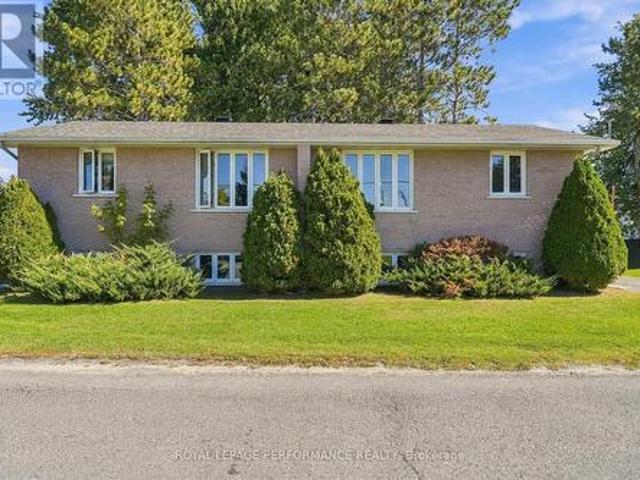 589 591 Bolt Road, Alfred And Plantagenet, ON, K0B 1A0 house for sale | Listing ID X13833 | Royal LePage