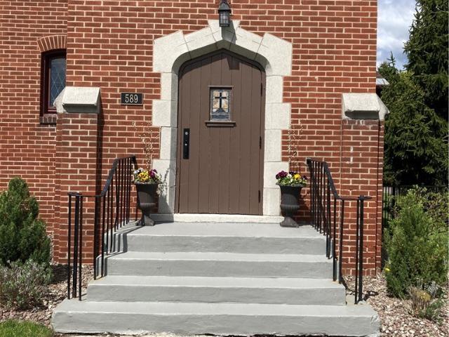 589 S Main Street