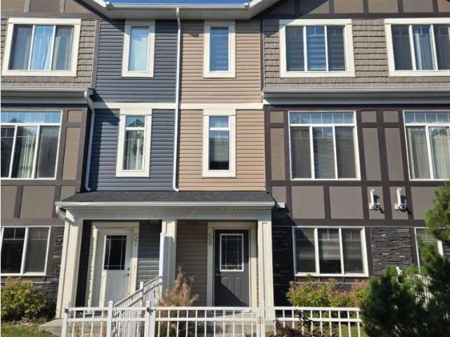 #58 2215 24 ST NW NW — 3 Bedroom