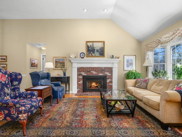 58 Tirrells Way