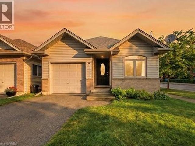 58 Waterloo Street Unit# 4, Brantford, ON, N3T 3R8 house for sale | Listing ID 40849 | Royal LePage