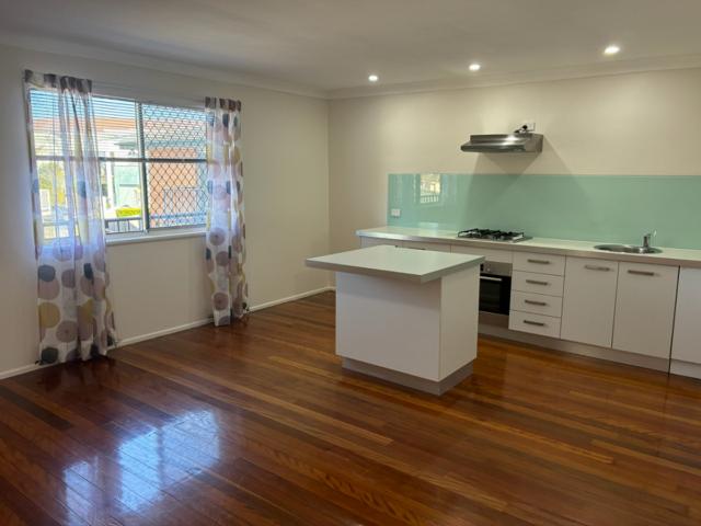 5/8 Ames Street, Coorparoo QLD 4151 Matthews Real Estate