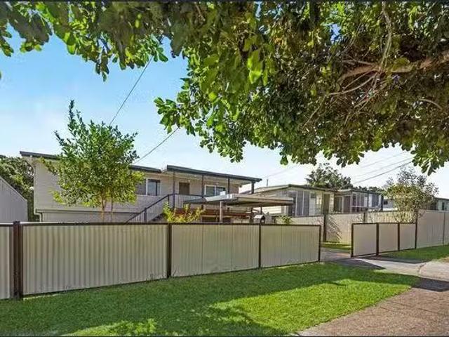 58 Aquarius Drive, Kingston, QLD 4114