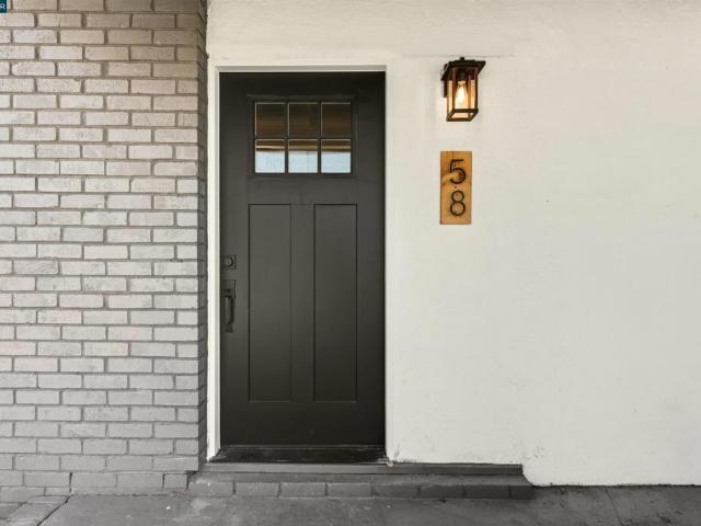 58 Coronado Ct