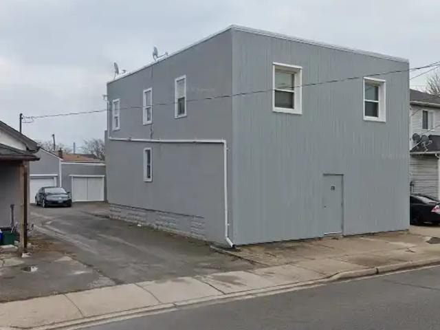 58 Crowland Avenue, Welland, Ontario, L3B 1W9, Canada