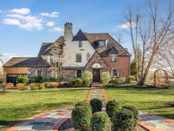 58 Crest Dr, South Orange Village Twp. Us, nj