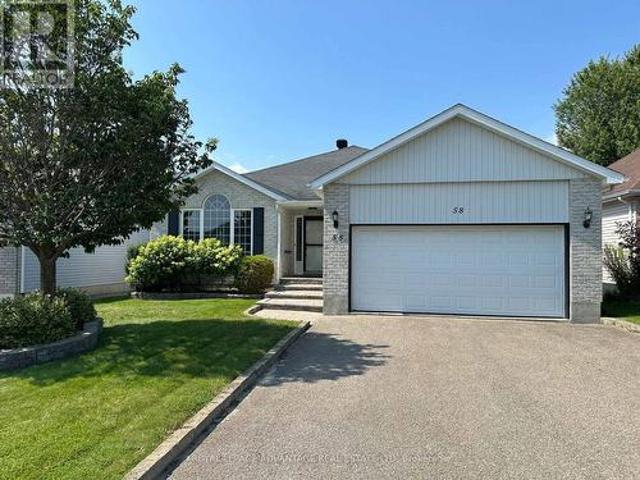 58 Decaria Boulevard, Perth, ON, K7H 3R3 house for sale | Listing ID X13691 | Royal LePage