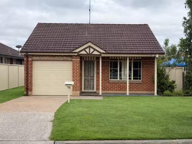 58 Dongola Circuit, SCHOFIELDS, NSW 2762 House for Rent