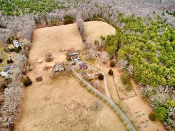 58 Dye Hill Rd, Hopkinton, RI 02832 | MLS #1408