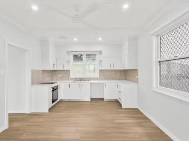 58 Figtree Crescent, Figtree House for rent Listed by Daniell.