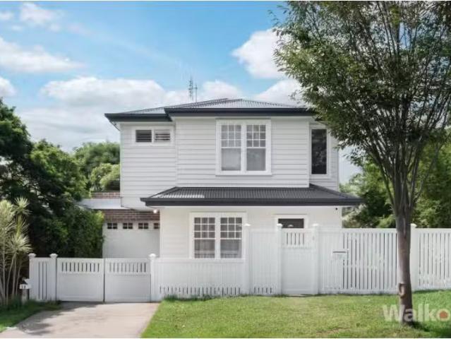58 George Street, Tighes Hill House for rent Listed by Susan.