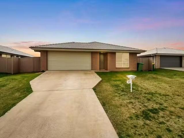 58 Hardy Drive, Laidley North, QLD 4341