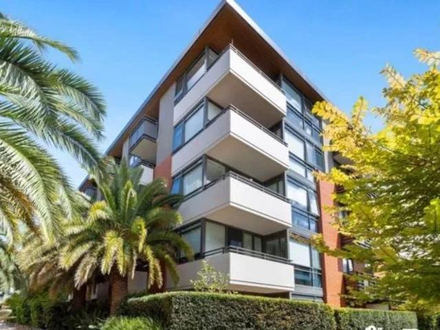 58 Kambrook Road, Melbourne