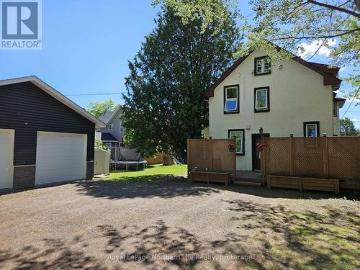 58 Lakeshore Road, Temiskaming Shores New Liskeard, ON, P0J 1P0 house for sale | Listing ID T13426 | Royal LePage