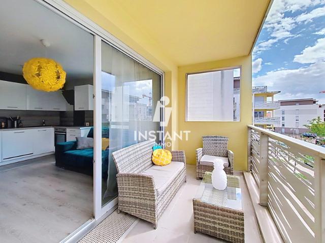 58 M² 2 CHAMBRES BALCON PARKING