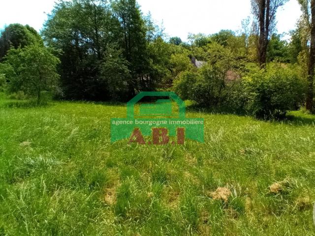 58, Morvan Lormes Maison indépendante style Bourgeoise bon volumen habitalbe sur 3091m2 de terrain