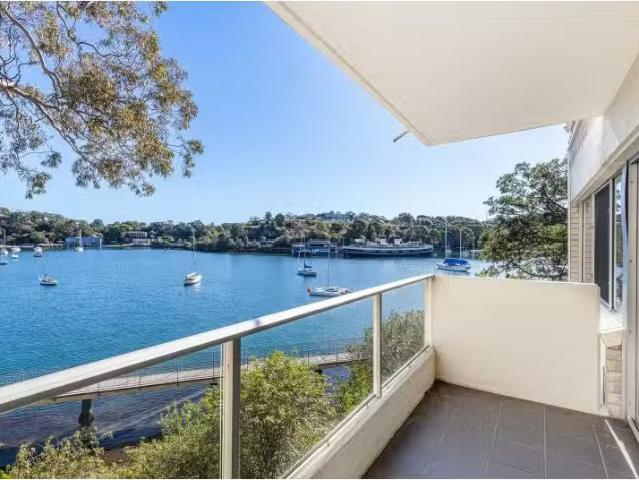 5/8 Munro Street, Mc Mahons Point Apartment for rent Listed b.